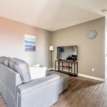 Newly Renovated 2Br Unit In Glenview West Apartment ฮามิลตัน ภายนอก รูปภาพ