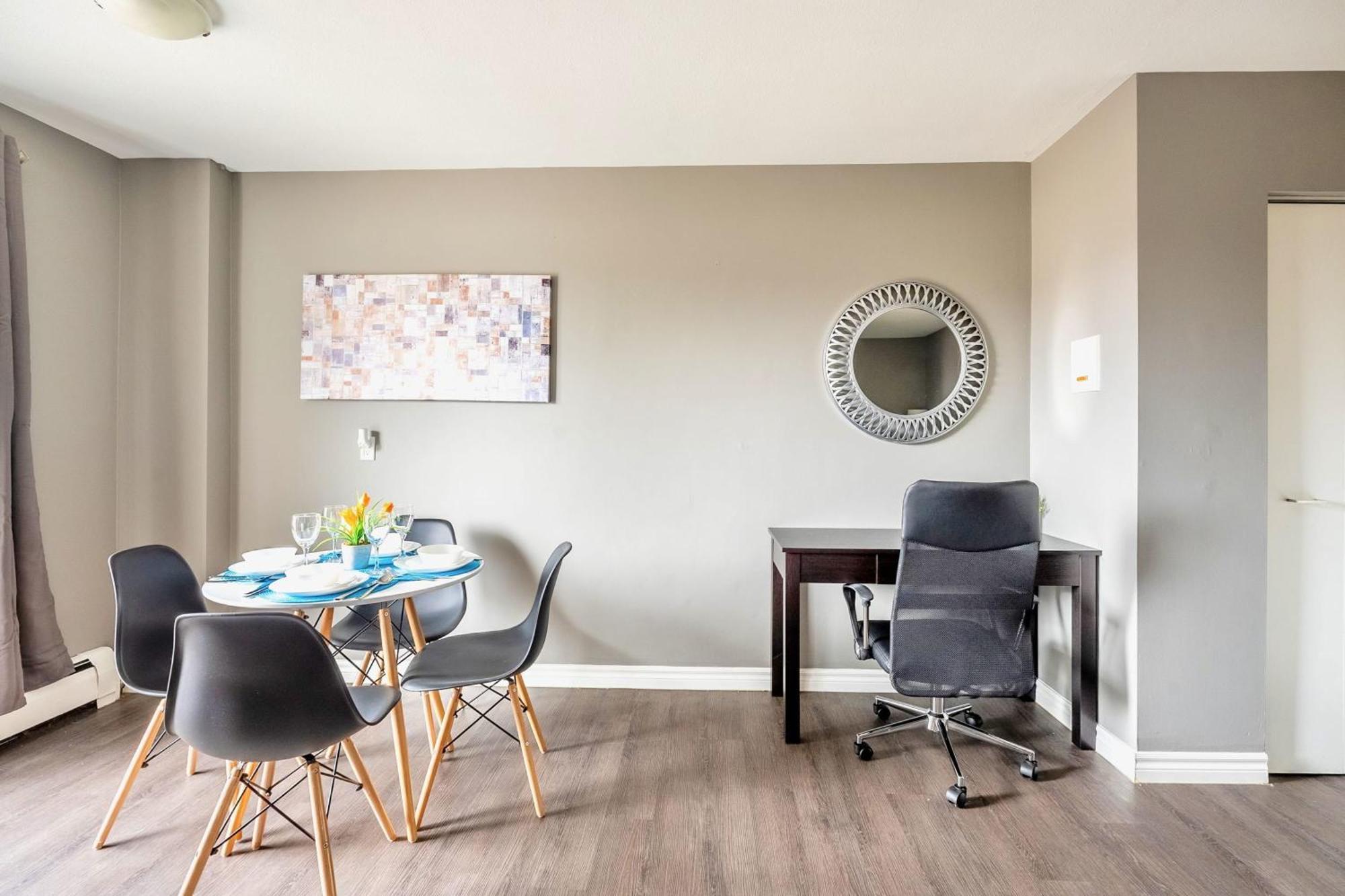 Newly Renovated 2Br Unit In Glenview West Apartment ฮามิลตัน ภายนอก รูปภาพ