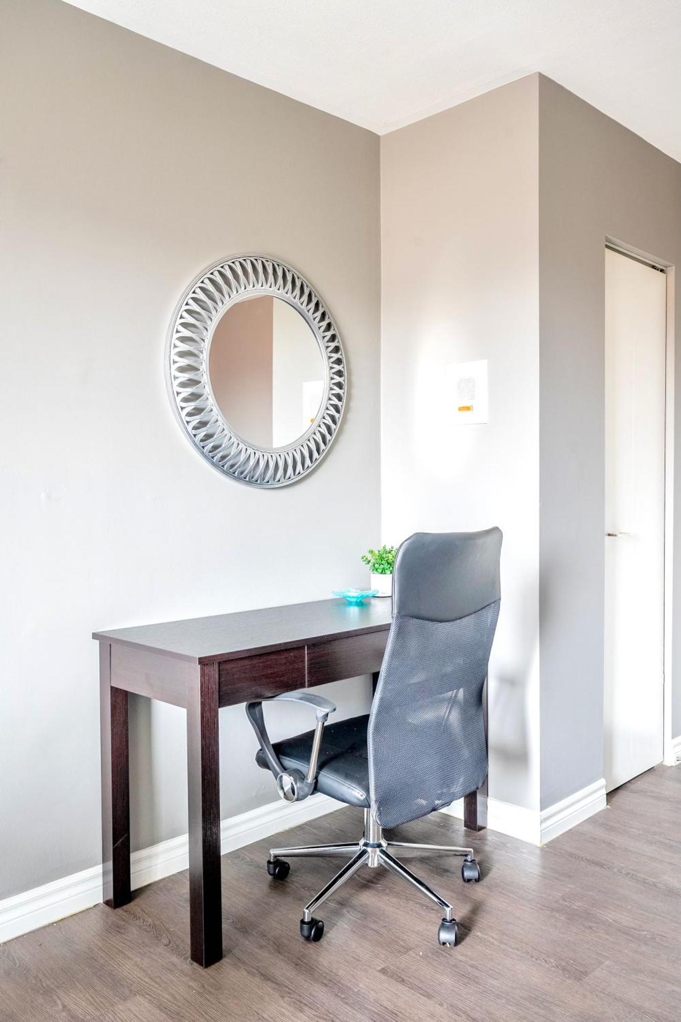 Newly Renovated 2Br Unit In Glenview West Apartment ฮามิลตัน ภายนอก รูปภาพ